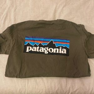 Green Patagonia t shirt
